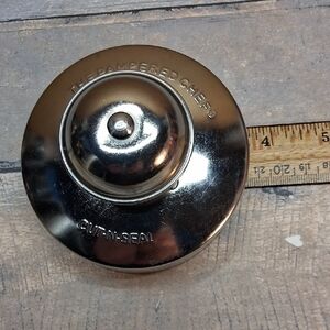 The Pampered Chef 3.5" Cut-N-Seal